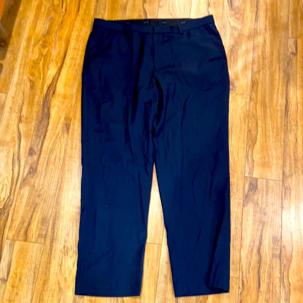 Men’s dress pants. Like new.